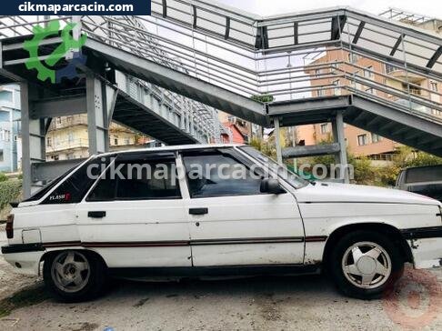 Renault R11 Kaput çıkma parça