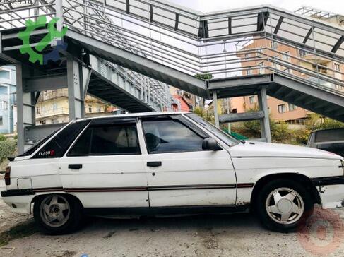 Renault R 11 Kaput çıkma parça