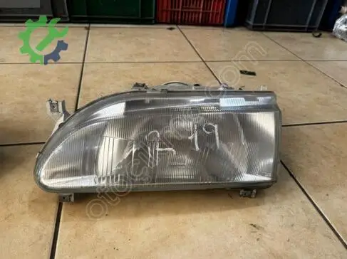 Renault R19 Sol Ön Far çıkma parça