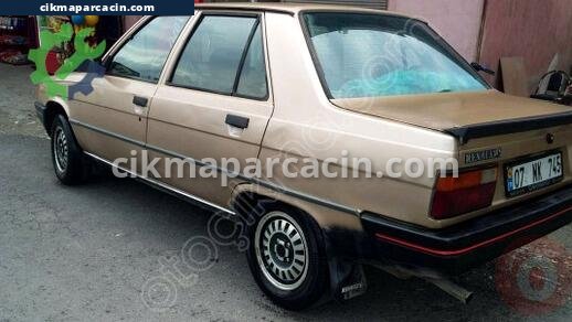 Renault R9 Motor Kapağı çıkma parça
