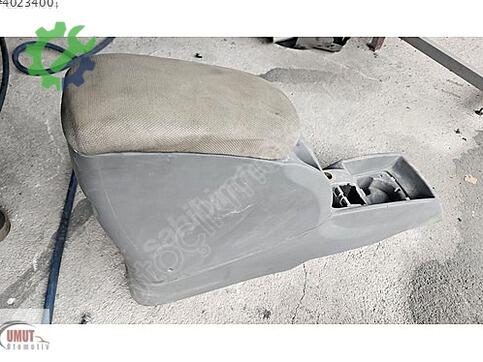 Renault R 5 Orta Konsol çıkma parça