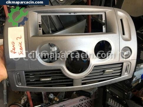 Renault Scenic Teyp Çerçevesi çıkma parça