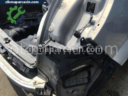 Renault Scenic Tampon Braketi çıkma parça