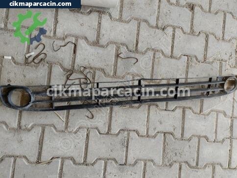 Renault Scenic Ön Panjur çıkma parça