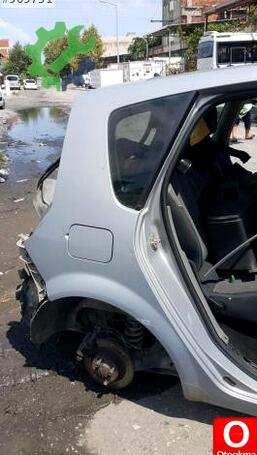 Renault Scenic Sağ Arka Çamurluk çıkma parça
