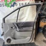 Renault scenic sağ ön kapı orjinal
