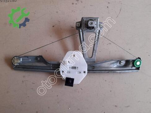 Renault Symbol Sol Arka Cam Krikosu çıkma parça