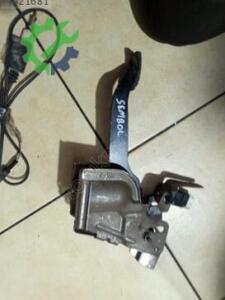 Renault Symbol Pedal Çıkma