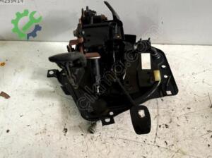 RENAULT SYMBOL DEBRİYAJ ÜST MERKEZ VE PEDALLARI