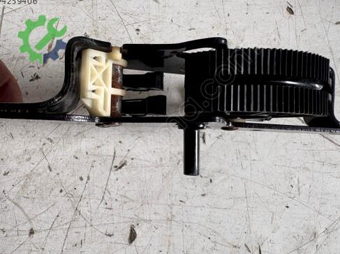 Renault Symbol Pedal çıkma parça