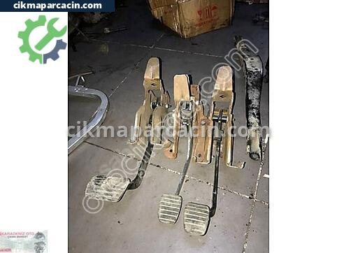 Renault Symbol Pedal çıkma parça