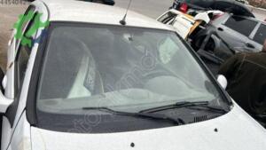 Renault Symbol ön cam orijinal temiz