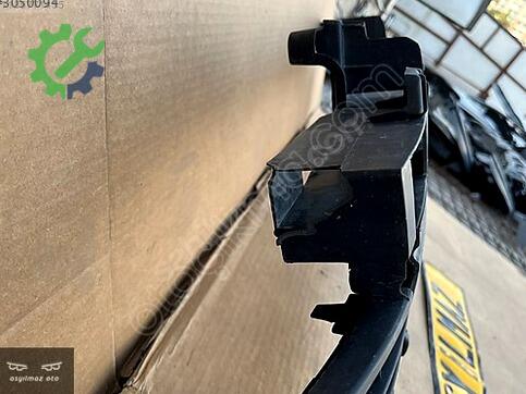 Renault Symbol Tampon Izgarası 622543229R çıkma parça