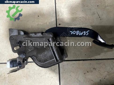 Renault Symbol Pedal çıkma parça