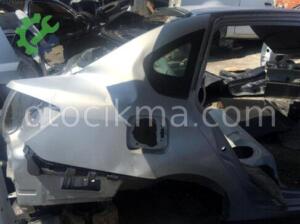 Renault Symbol sağ arka çamurluk hatasız orjinal çıkma