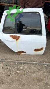 Renault symbol sağ arka kapı