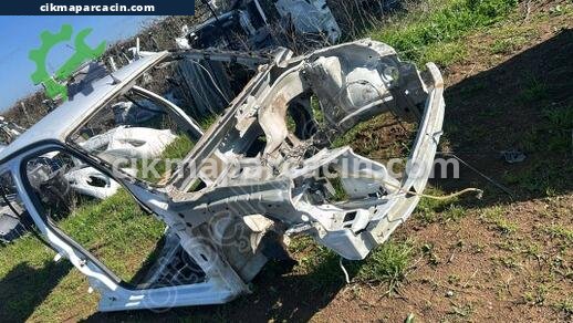 Renault Symbol Sağ Marşpiyel Sacı çıkma parça
