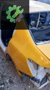 Renault Symbol sol arka çamurluk