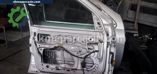 Renault Symbol Sol Ön Kapı çıkma parça