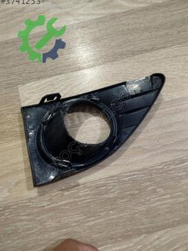 Renault Clio Sis Farı Çerçevesi çıkma parça