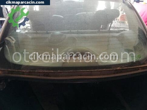 Renault Symbol Arka Cam çıkma parça