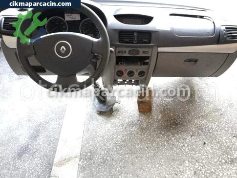 Renault Symbol Torpido çıkma parça