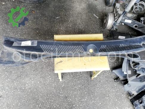 Renault Clio Ön Cam Izgarası çıkma parça