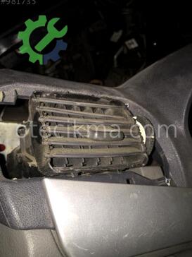 Renault Clio Sol Havalandırma Izgaraları çıkma parça