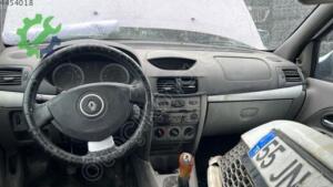 Renault Symbol torpido orijinal temiz