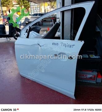 Renault Taliant Sol Ön Kapı çıkma parça