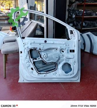 Renault Taliant Sol Ön Kapı çıkma parça