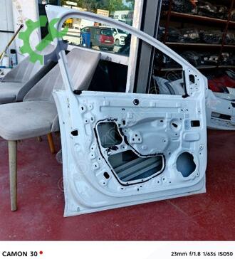 Renault Taliant Sol Ön Kapı çıkma parça