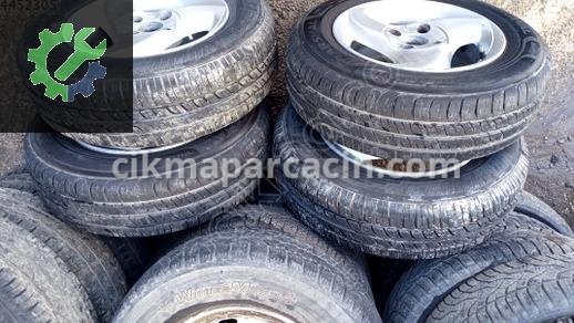 Renault R9 Çelik Jant çıkma parça
