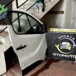 Renault Trafic 3 Sağ ön Kapı Hatasız Orjinal Çıkma