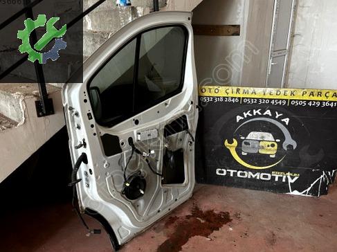 Renault Trafic Sağ Ön Kapı çıkma parça