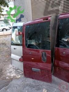 RENAULT TRAFİC ARKA BAGAJ KAPAKLARI ÇIKMA