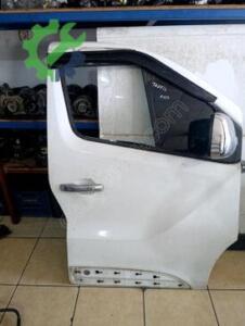 Renault Trafic Sağ Ön Kapı Çıkma