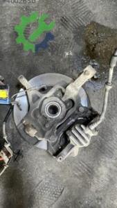 Renault Trafic Orijinal Çıkma Taşıyıcı