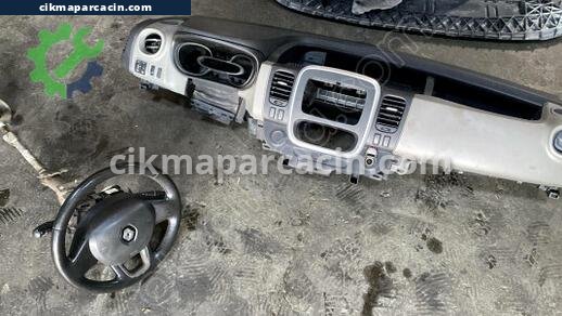 Renault Trafic Torpido çıkma parça