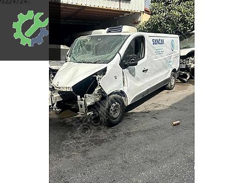 Renault Trafic Bagaj Rafı çıkma parça