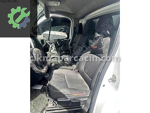 Renault Trafic Klima Kontrol Paneli çıkma parça