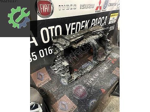 Renault Trafic Ön Panel çıkma parça