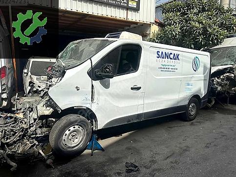 Renault Trafic Radyatör çıkma parça