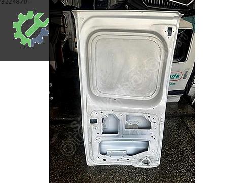 Renault Trafic Bagaj Kapağı çıkma parça