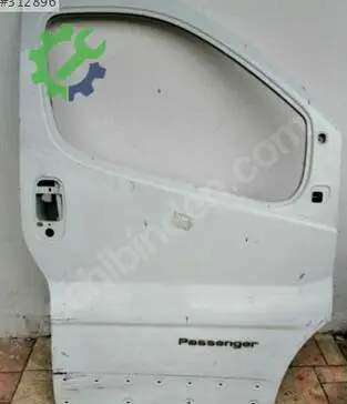 Renault Trafic Sağ Ön Kapı çıkma parça