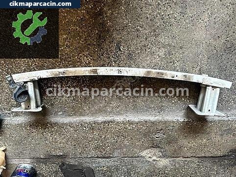 Renault Trafic Tampon Demiri çıkma parça
