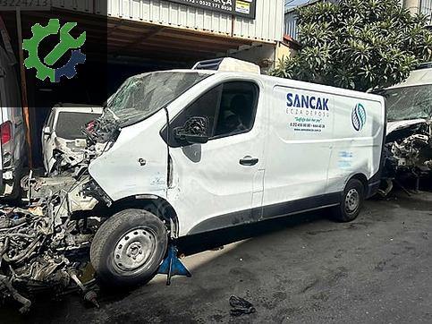 Renault Trafic Bagaj Rafı çıkma parça