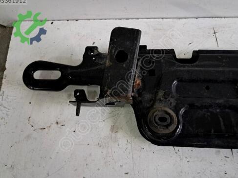 Renault Megane Radyatör 625301229R çıkma parça