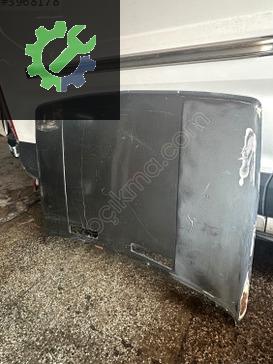 Renault R 9 Kaput çıkma parça