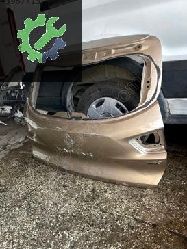 Renault R 19 Bagaj Kapağı çıkma parça